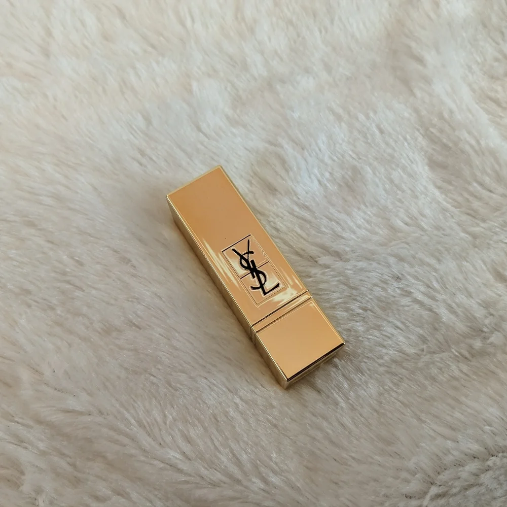 Yves saint Laurent mini lipstick